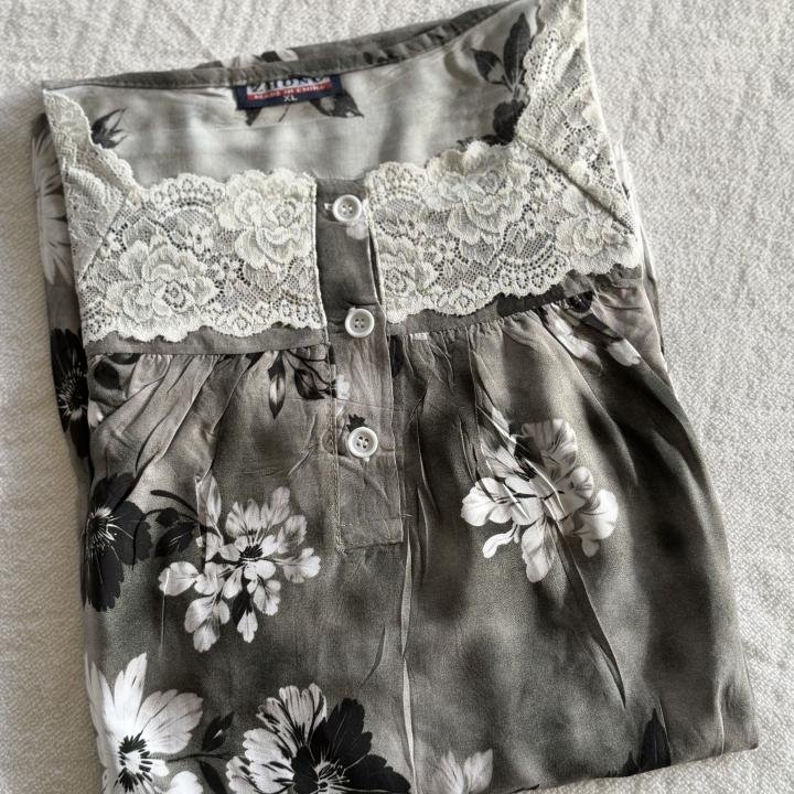 Estelle Bloom || 502 .