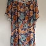 Freya floral || feeding friendly || 502.