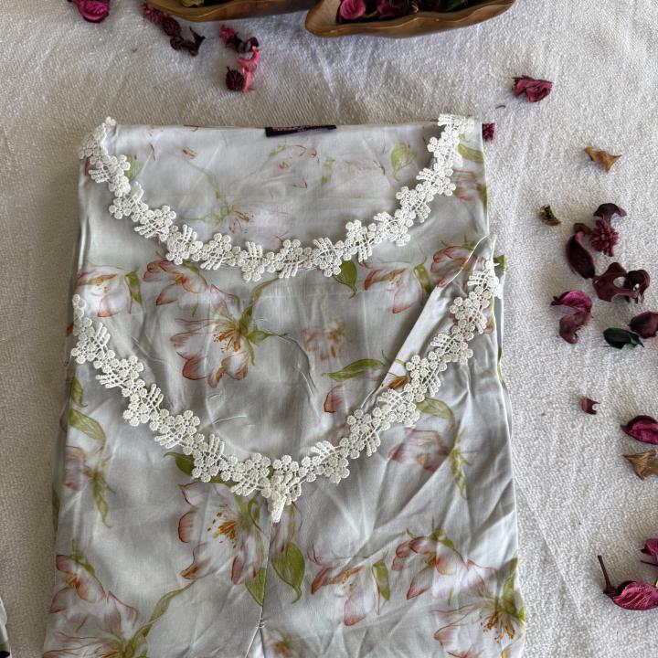 FLORAL V NECK LAYS MAXI | DUBAI MAXI |504