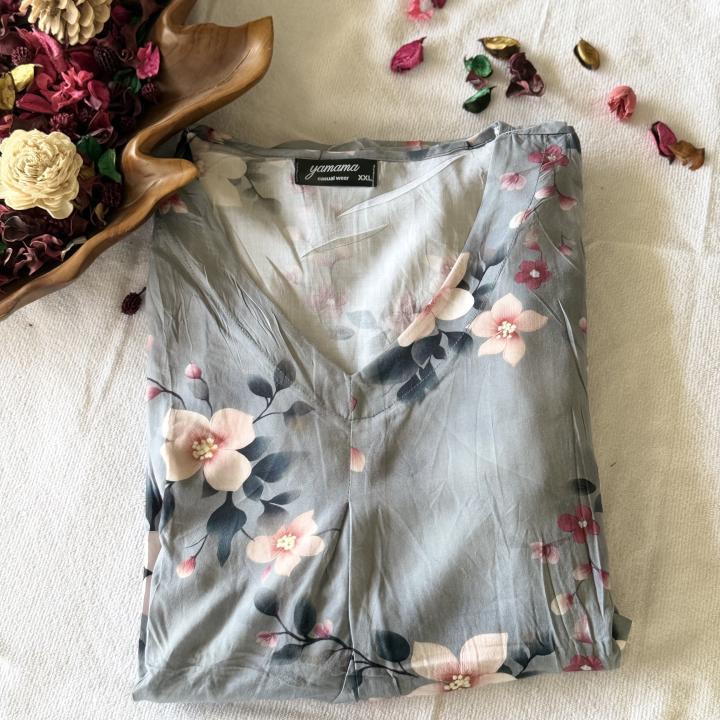 PETAL DRIFT V-NECK MAXI |  504