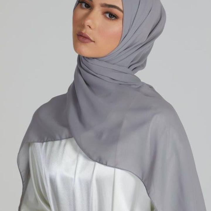 MALAYSIAN GEORGETTE HIJAB | MOJA | NILOFER HADHI | 37 | 525